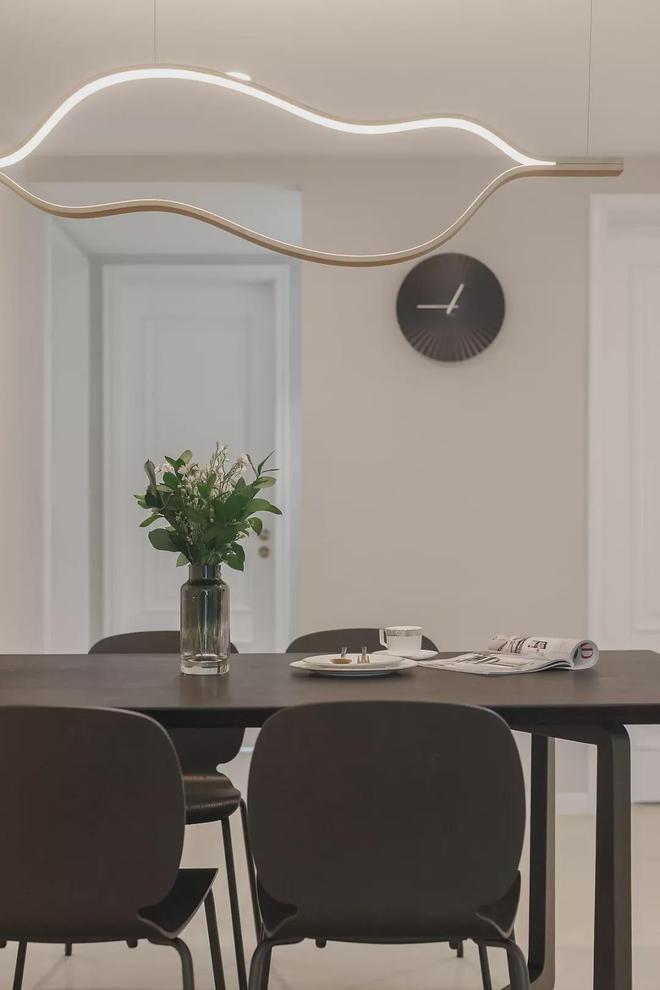 120㎡现代简约三居通透大气设计打造舒适时尚家居空间！(图9)