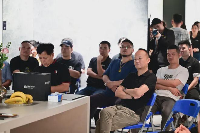 设计有范“少数派报告·素色”设计师沙龙(图6)