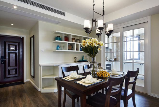 参观朋友简约美式设计全屋用色大胆优雅不失灵动(图4)