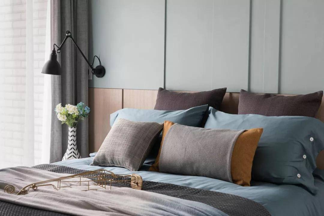 原木+莫兰迪色系造出89㎡北欧舒适家像极了童话世界(图2)