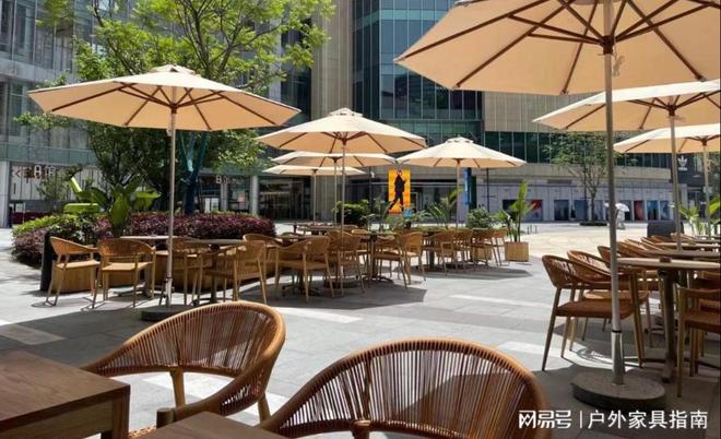 盘点户外休闲桌椅的材质、设计、应用场景的特点