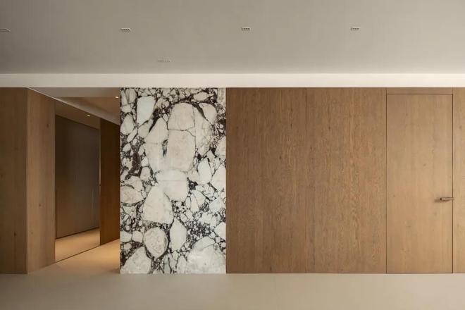 kaiyun网站：太原270㎡现代家居：极简设计中的自然诗意(图2)