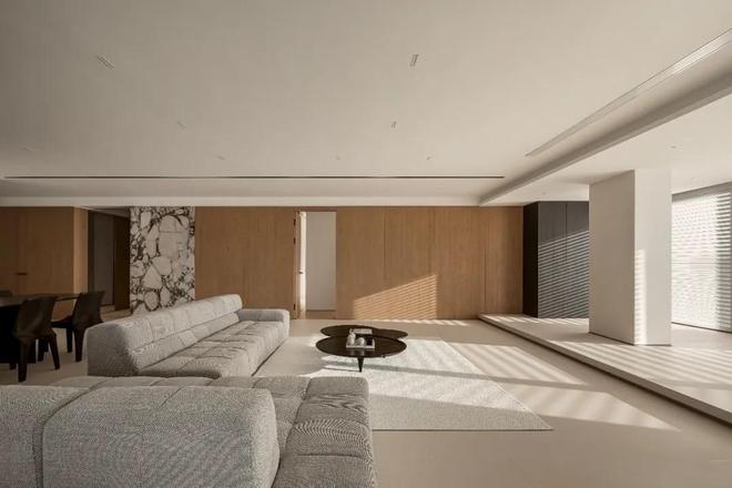 kaiyun网站：太原270㎡现代家居：极简设计中的自然诗意(图4)