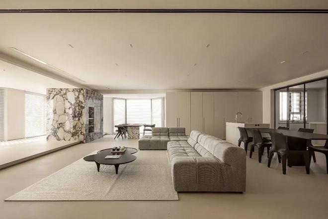 kaiyun网站：太原270㎡现代家居：极简设计中的自然诗意(图3)