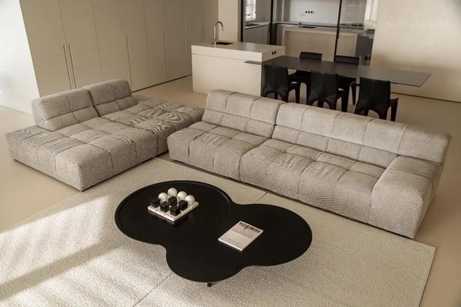 kaiyun网站：太原270㎡现代家居：极简设计中的自然诗意(图8)