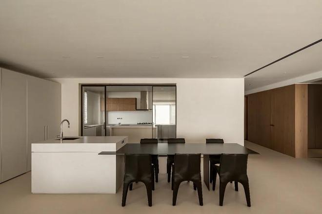 kaiyun网站：太原270㎡现代家居：极简设计中的自然诗意(图16)