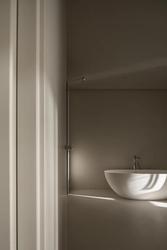 kaiyun网站：太原270㎡现代家居：极简设计中的自然诗意(图22)