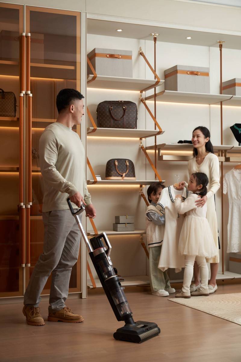 kaiyun入口：应对梅雨季节莱克天狼星洗地吸尘器让清洁变简