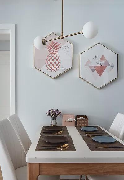 78平北欧二居小清新配色打造令人心动的温馨小窝(图3)