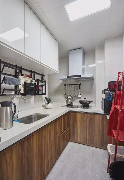 78平北欧二居小清新配色打造令人心动的温馨小窝(图8)