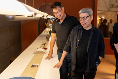 kaiyun网站：2024设计上海立达信一灯一世界：其光融融温暖人心(图6)