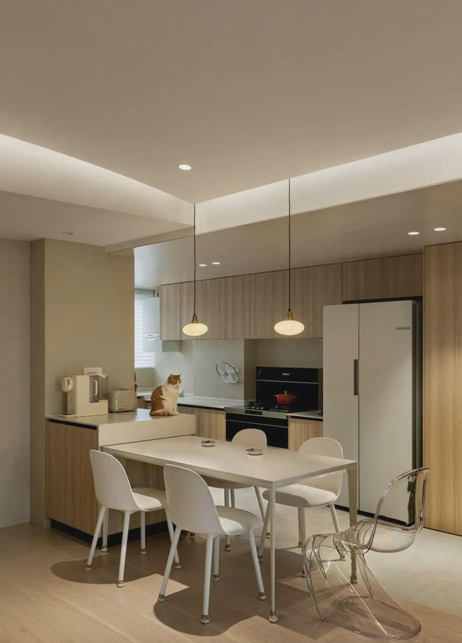 kaiyun网站：139平日式自然原木风三室两卫蕴含了日式风格的内敛与空寂(图3)