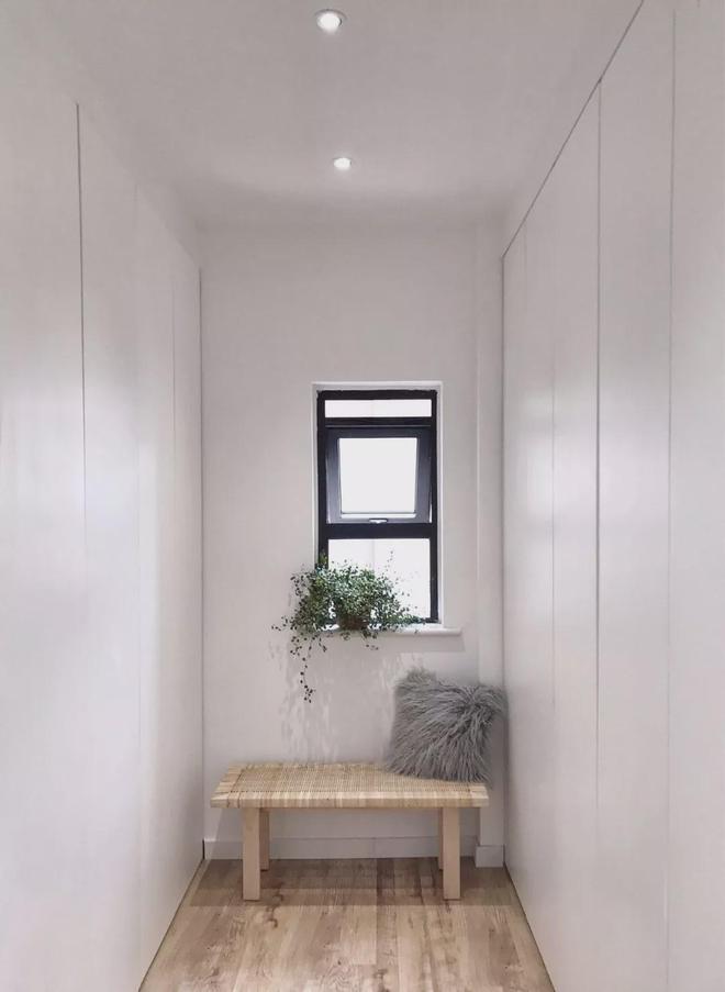 小户型卧室衣柜设计简约而不失格调打造清爽大气的空间(图5)