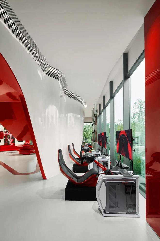 kaiyun：新作]VBD中置华优：以设计之名致敬法拉利的赛道传奇(图6)