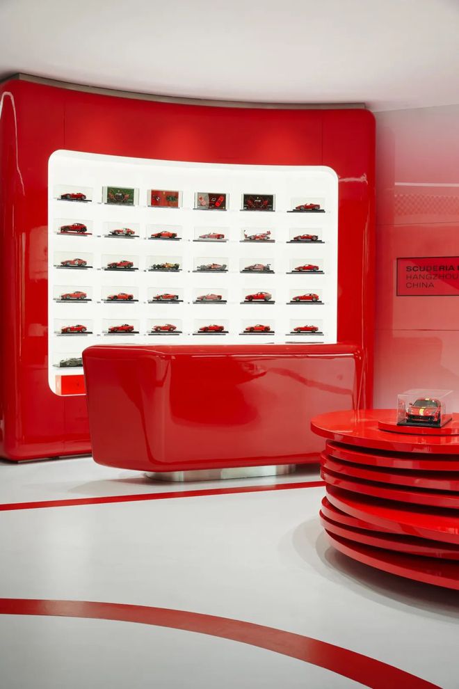 kaiyun：新作]VBD中置华优：以设计之名致敬法拉利的赛道传奇(图5)