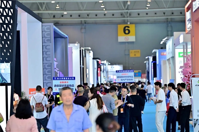 抱团出海三维家与成都市泛家居产业联盟签订框架协议