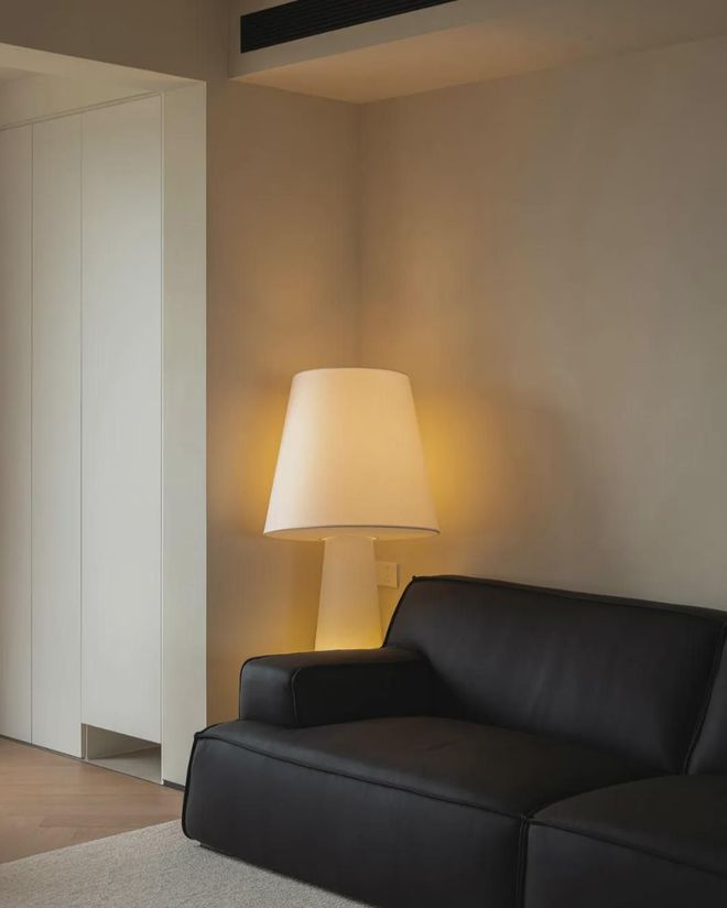 116平极简中古质感二孩之家以简约的设计手法诠释不简单的美好(图4)