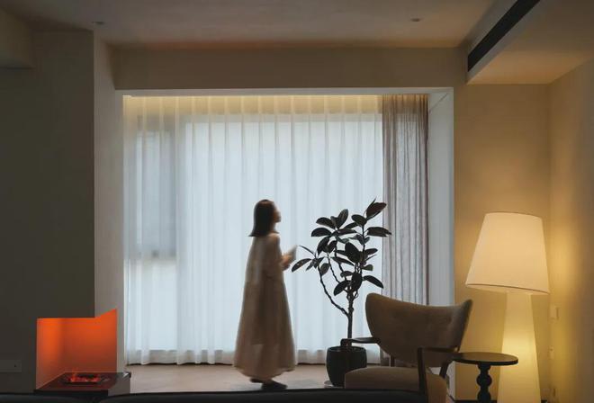 116平极简中古质感二孩之家以简约的设计手法诠释不简单的美好(图3)