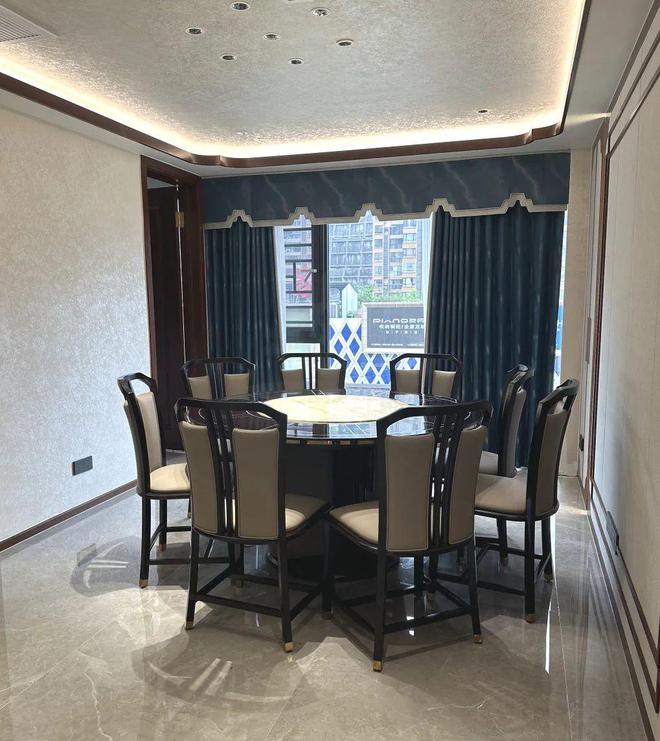 鹰牌陶瓷案例｜243㎡新中式风演绎雅致家居生活的典范(图3)