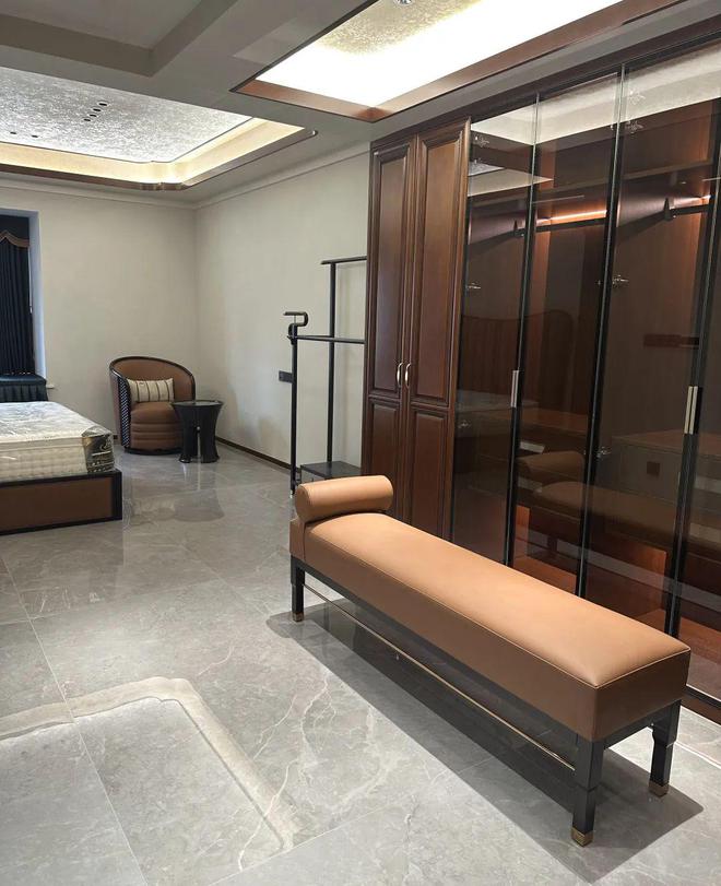 鹰牌陶瓷案例｜243㎡新中式风演绎雅致家居生活的典范(图7)