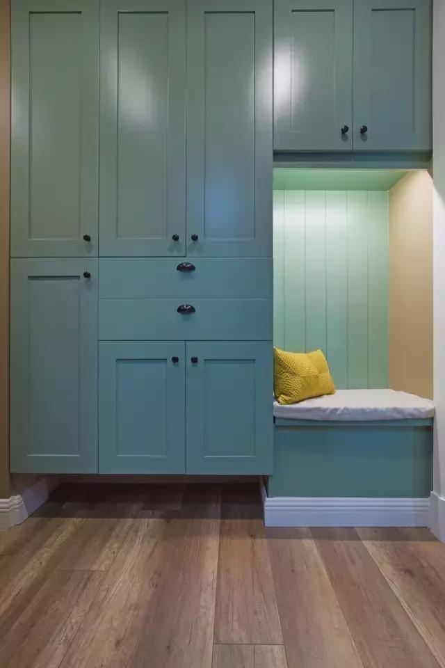 kaiyun入口：家里鞋子多鞋柜这样设计可以放下一整年的鞋真是超实用！(图8)