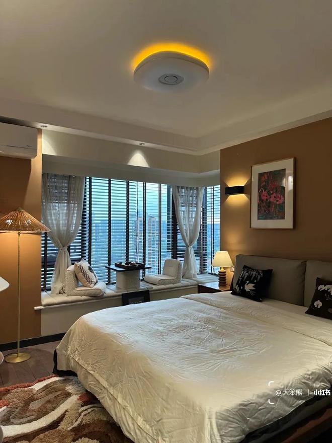 广西一户人家98㎡的家因装修太过高级而走红家里摆设太抢眼！(图11)