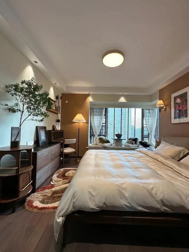 广西一户人家98㎡的家因装修太过高级而走红家里摆设太抢眼！(图10)