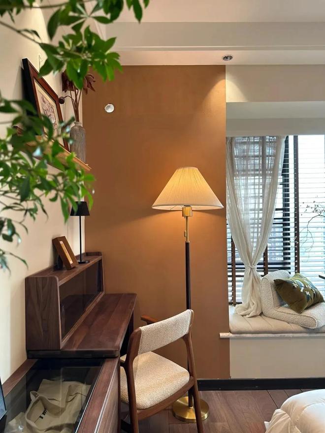 广西一户人家98㎡的家因装修太过高级而走红家里摆设太抢眼！(图12)