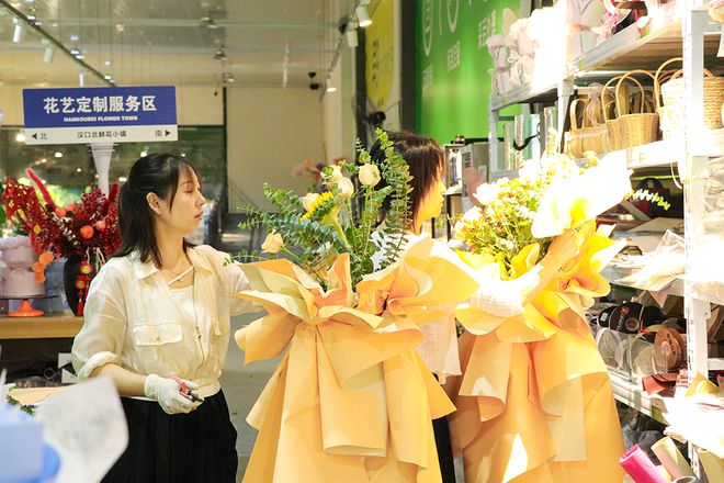 这个夏天鲜花消费有了新变化(图4)