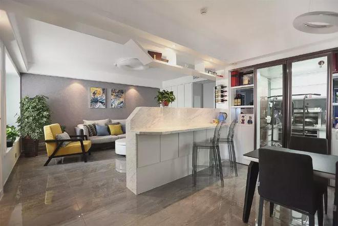 kaiyun入口：90㎡现代简约两居配色清爽高级电视墙一墙三用超赞！(图8)