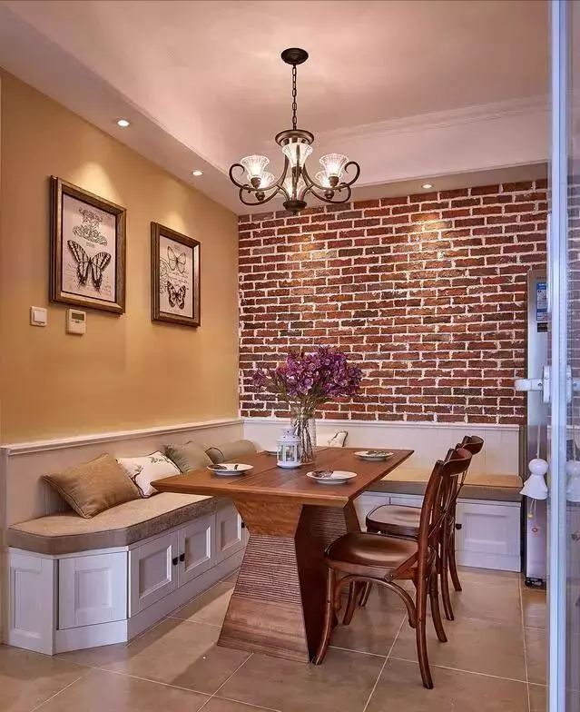 kaiyun网站：130平美式风装修玄关设计独具特色一进门便让人叹为观止！(图5)