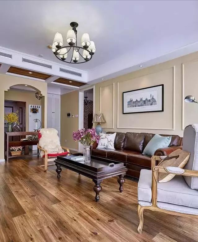 kaiyun网站：130平美式风装修玄关设计独具特色一进门便让人叹为观止！(图3)