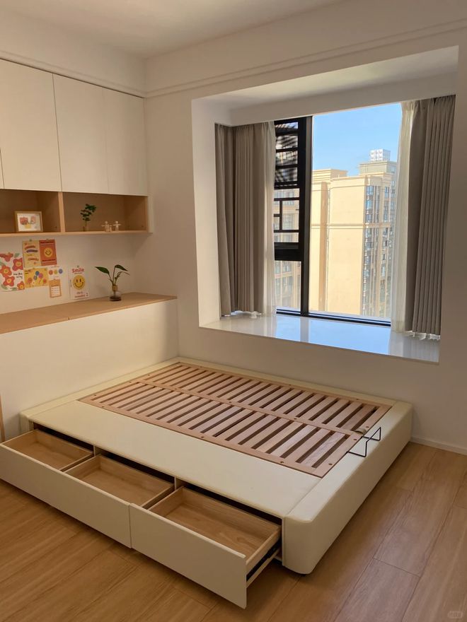 kaiyun网站：等我换房次卧再也不装榻榻米了学邻居这样设计太聪明了！(图8)