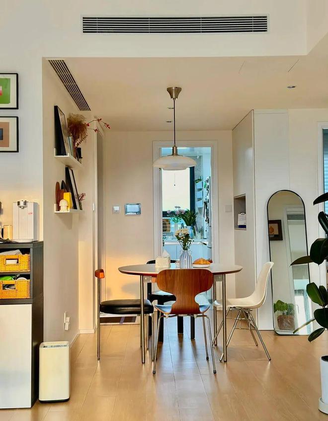 kaiyun：看完51岁阿姨的家：57㎡才知什么叫岁月静好一进门就被治愈了(图6)