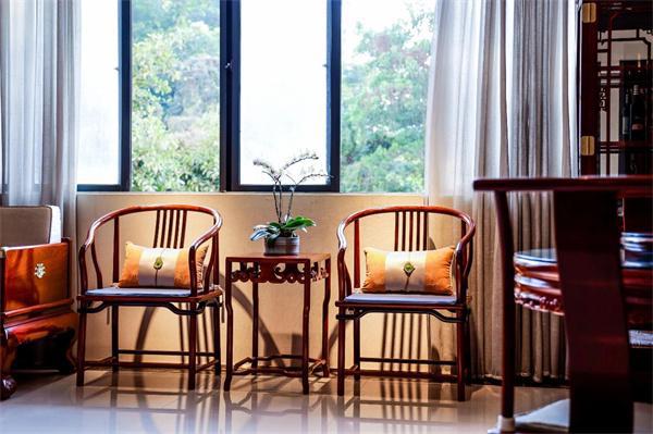 深圳红木家具品牌：在家居生活中感知国色雅韵-友联·家