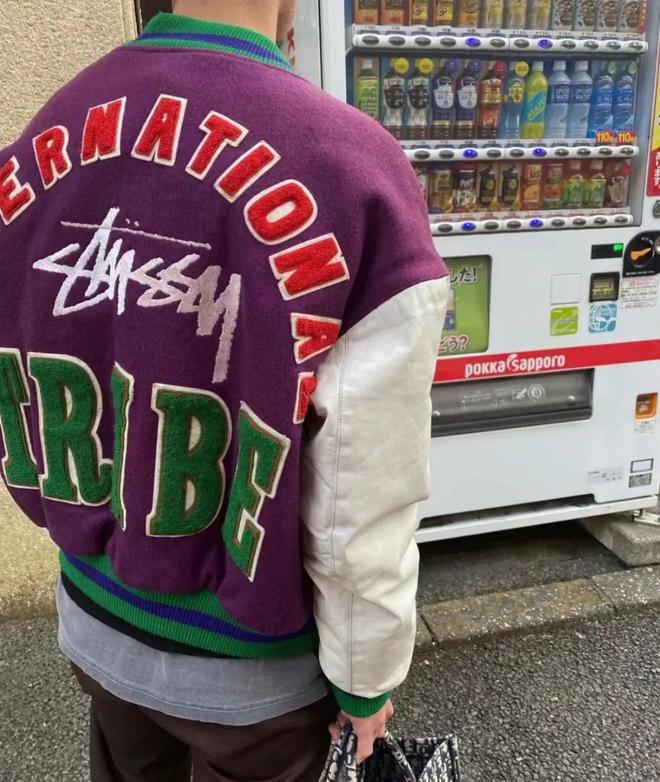 突发：「迪奥DiorxAJ1」的首席设计师离职了(图14)