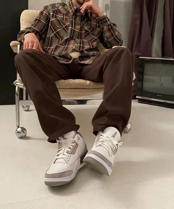 突发：「迪奥DiorxAJ1」的首席设计师离职了(图13)