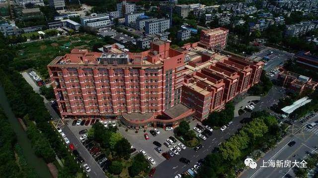 kaiyun：湖光澜庭【上海新房置顶】湖光澜庭售楼预约电话(图14)