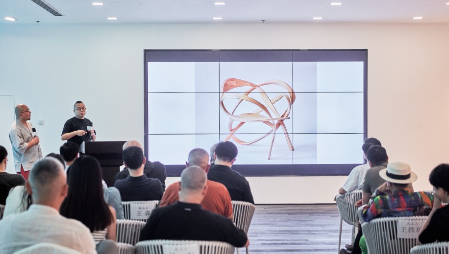 “艺术+AI+生活”——美克家居发布艺术家居与AI的共生未来(图4)