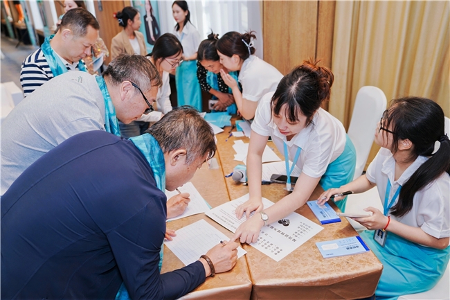 热烈祝贺“廷镁创智国际家居服品牌第一股纳斯达克上市启动大会”成功举行(图6)