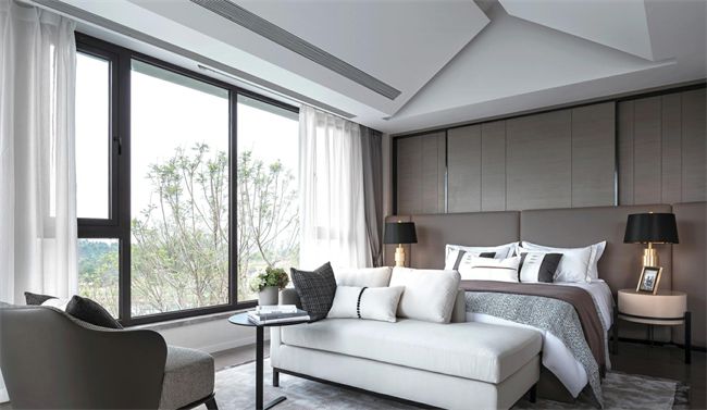 明窗门窗：风雨中的坚固守护夏日里的宁静港湾(图3)