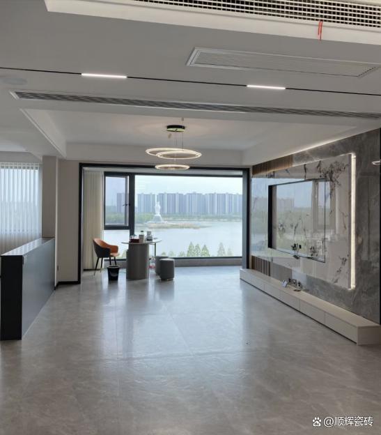 顺辉瓷砖·岩板品质装修实例｜质感生活从轻奢家居设计开始(图2)