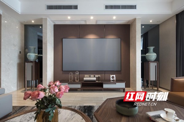 金煌时尚轻奢软装上市设计大咖赋能品质家居生活(图2)