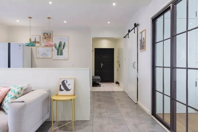 107平北欧两室简约大方清新软装舒适自然布局合理(图3)