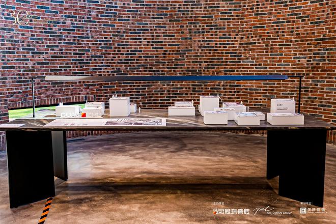 网易家居专访丨PAL三十周年设计巡展开启朱锐杰现场感受冠珠岩板高定应用场景(图2)