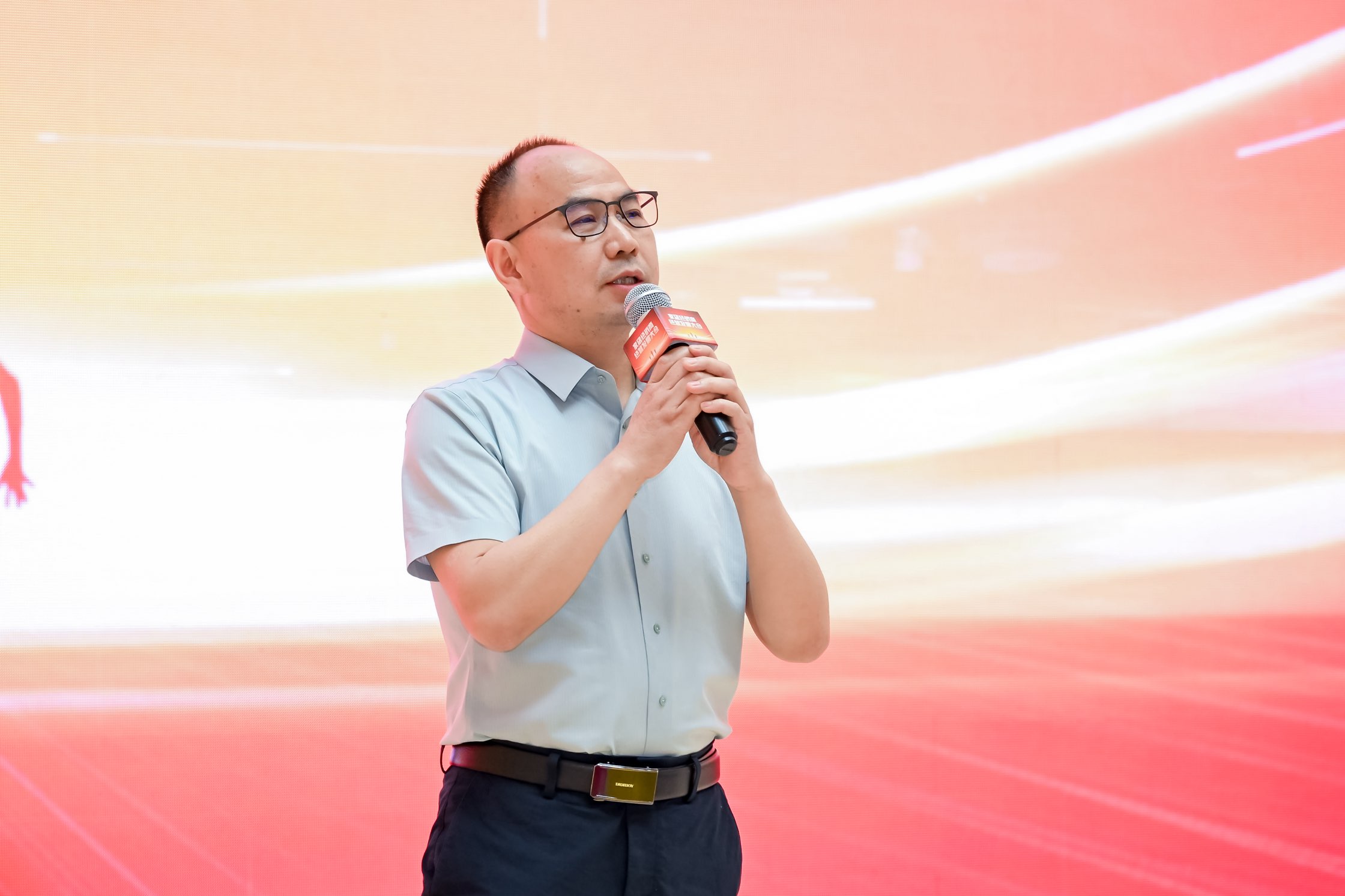 kaiyun：共探存量时代的新赛道、新模式、新打法2024家居经销商经营发展大会在重庆成功举行！(图2)