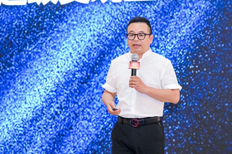 kaiyun：共探存量时代的新赛道、新模式、新打法2024家居经销商经营发展大会在重庆成功举行！(图9)