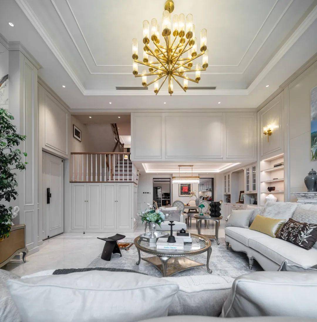 kaiyun入口：200㎡美式风叠拼别墅古典与现代融合交织的