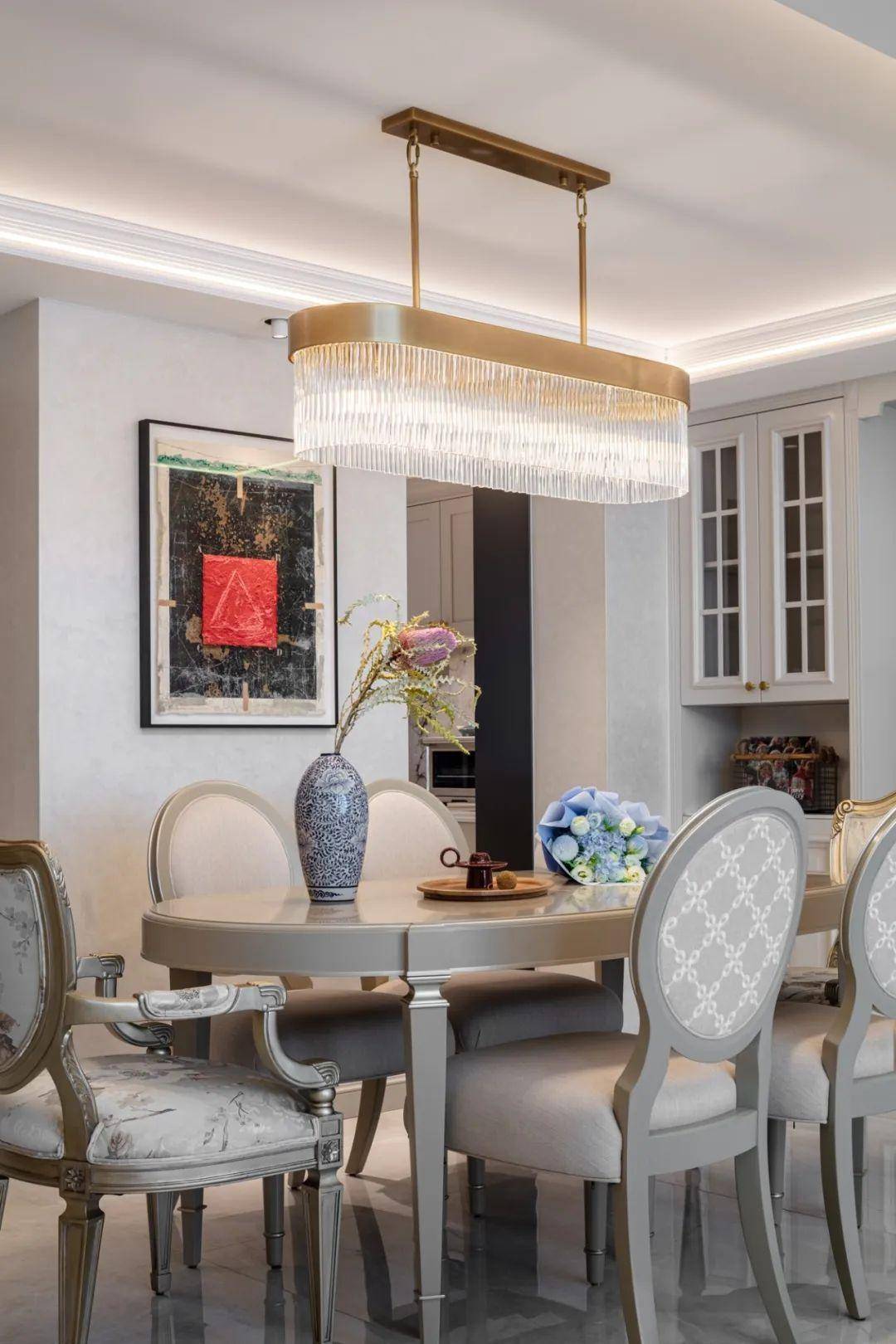 kaiyun入口：200㎡美式风叠拼别墅古典与现代融合交织的雅奢美宅(图10)