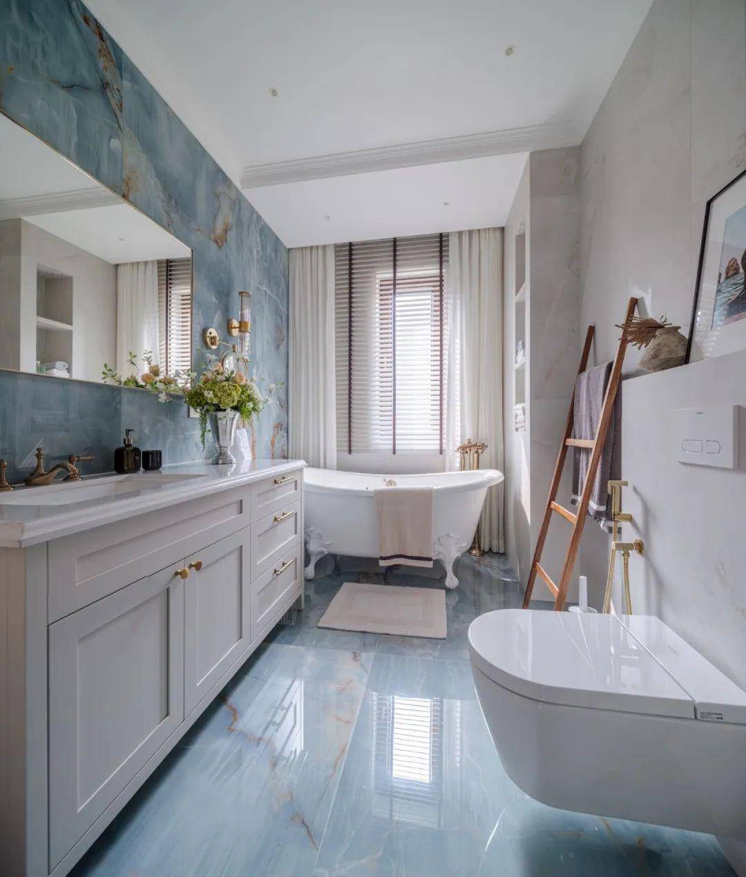 kaiyun入口：200㎡美式风叠拼别墅古典与现代融合交织的雅奢美宅(图24)